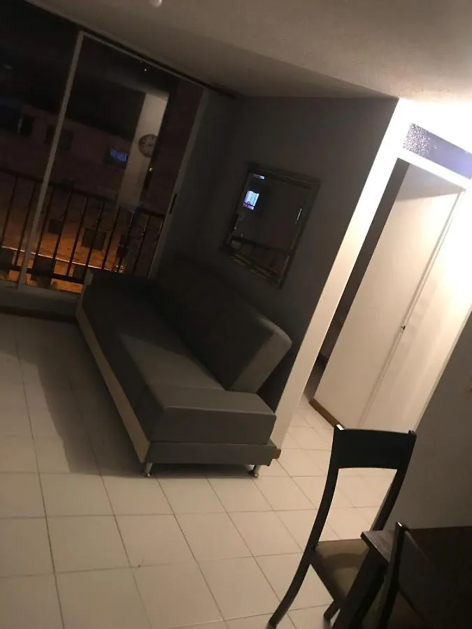 Estadio Laurles Apartmento De 2 Alcobas Parquedero Porteria Medellín Appartement